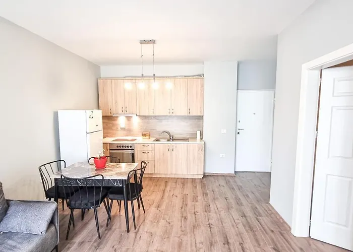 Apartment New Bazaar 1bd Modern *